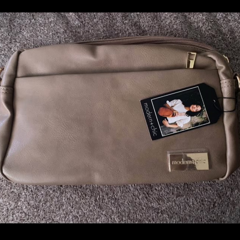 Modern+Chic Taupe Shoulder Bag